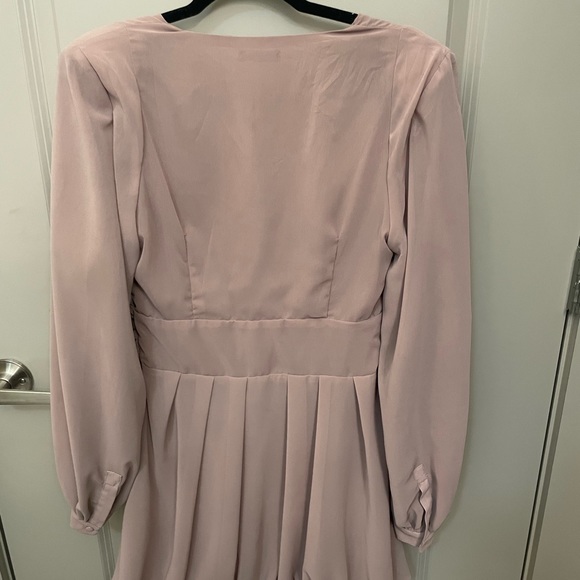 Boohoo dress - Picture 2 of 3